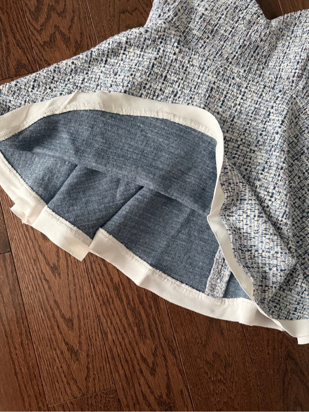 Zara Textured Blue-White Sweetheart Peplum Top - Picture 3 of 6